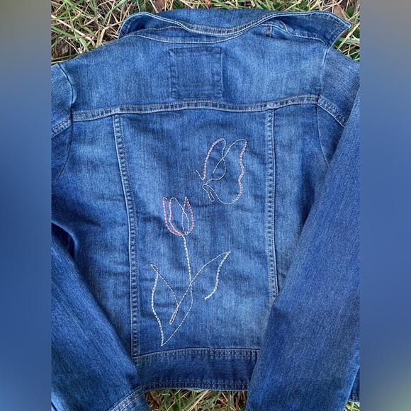 Hand embroidered butterfly and tulip The Limited denim jacket - Picture 1 of 5